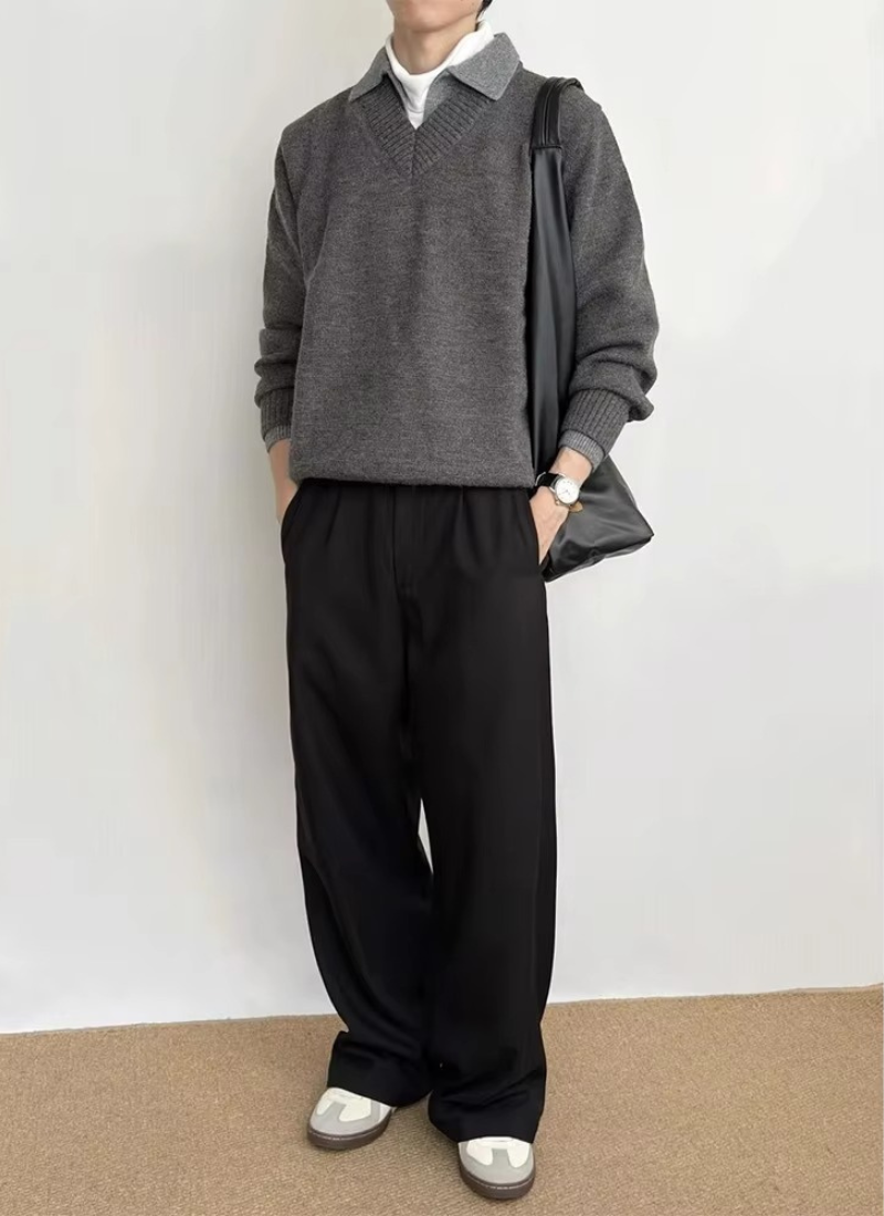 ContrastWave Polo Knit